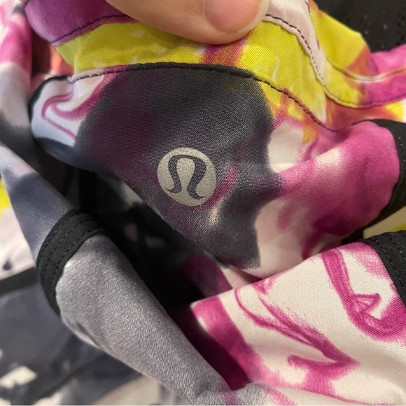 *RARE* Lululemon Downtime Jacket - Unicorn Tears - Picture 6 of 8